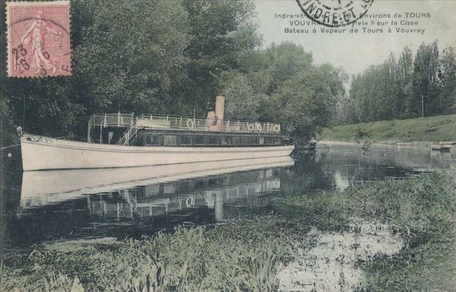 Le bateau à vapeur Le Sylvia sur la Cisse à Vouvray